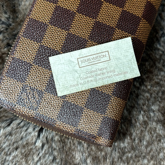 Authentic Louis Vuitton Ebene Zippy Wallet - Picture 6 of 10